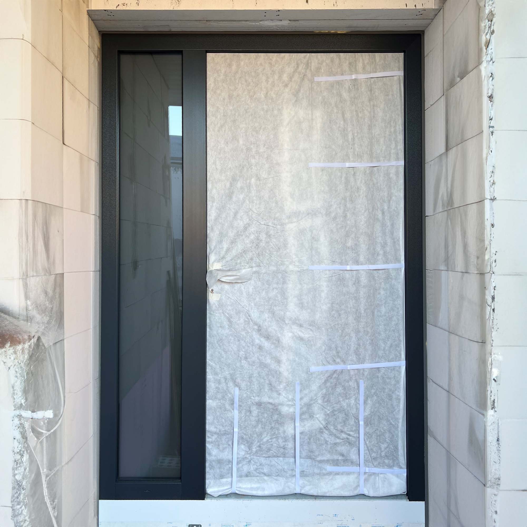 Abdeckschutzhaube für Haustüren 240 cm x 120 cm aus Vlies